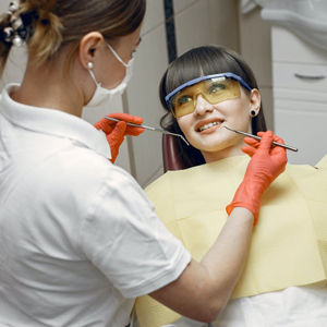 Should you Visit a Dentist or Orthodontist? | Smiles of Cary